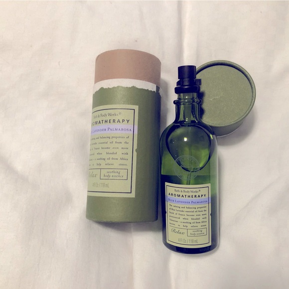 NWOT Bath & Body Works Aromatherapy body essence in Blue Lavender - Picture 4 of 5